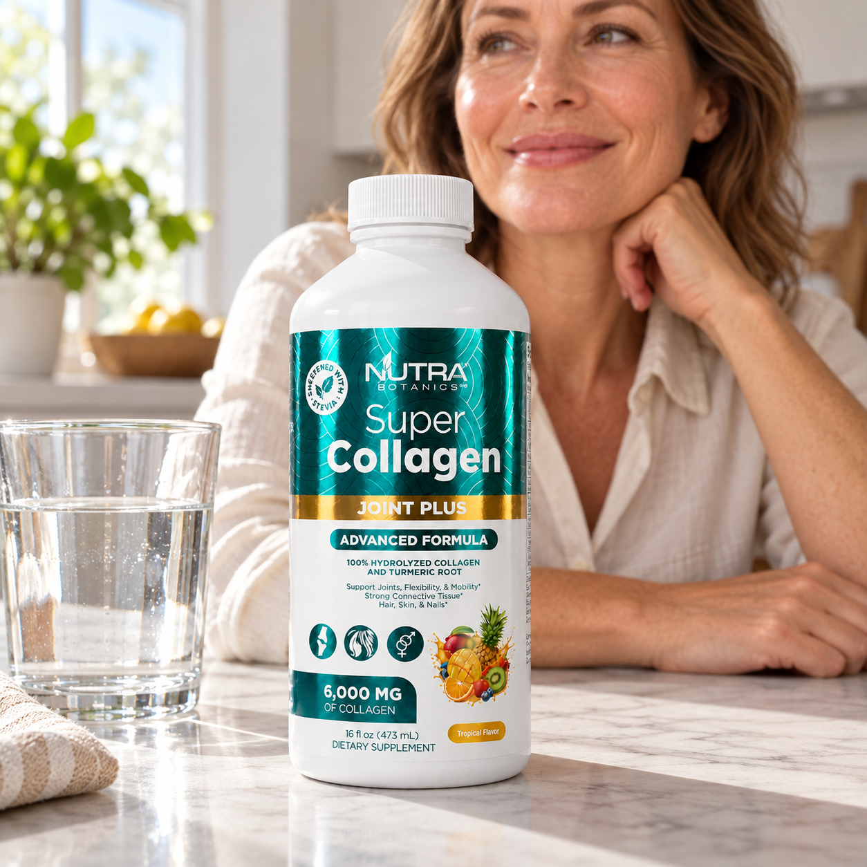 Super Collagen de 16 oz en una escena de rutina